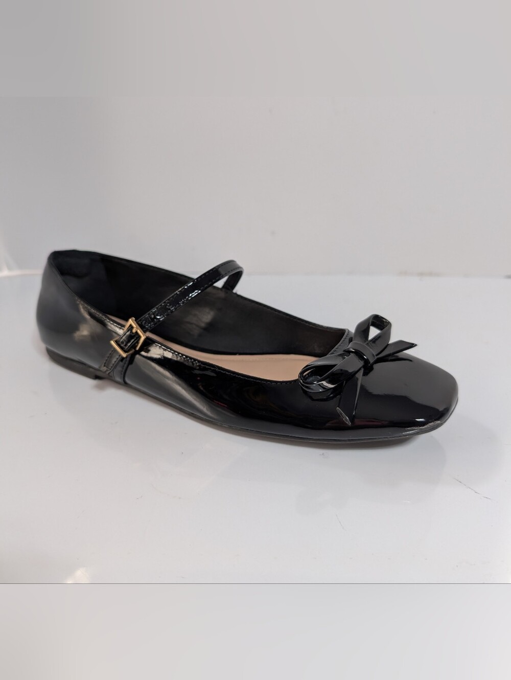 Azerro Women's Black Emerson Ballet Patent Mary Jane Flats with Bow